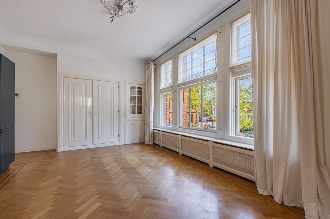 Photo 11 of Honthorststraat 40-1