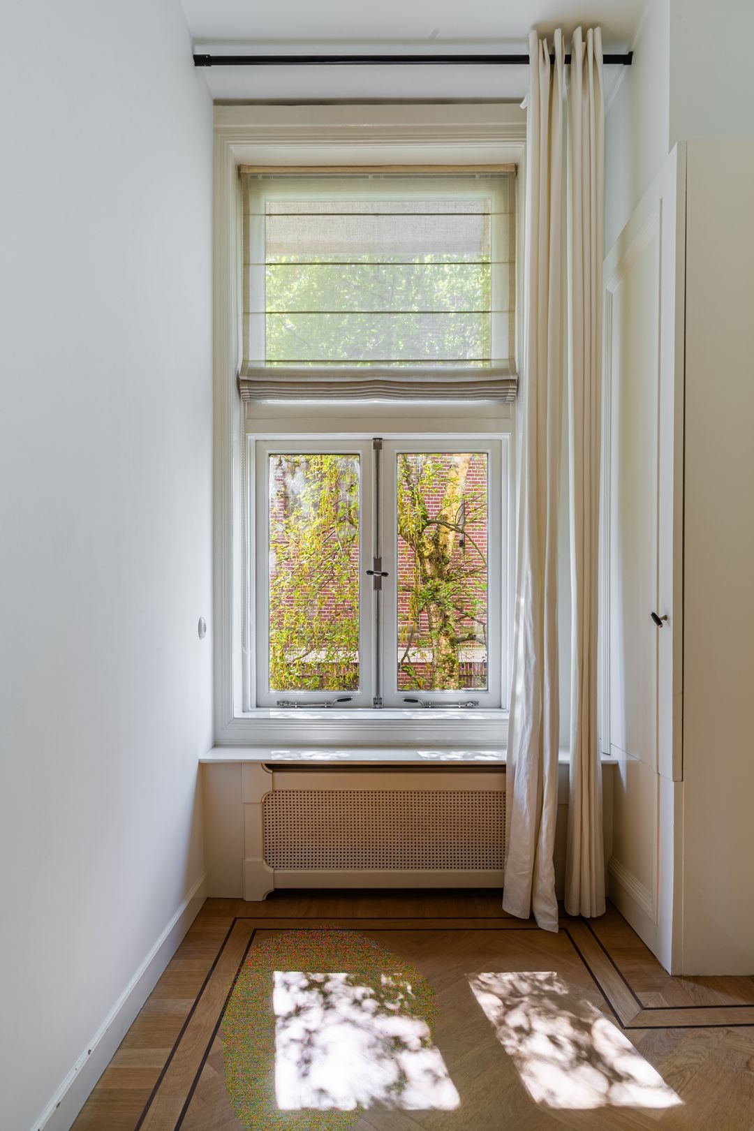 Photo 28 of Honthorststraat 40-1