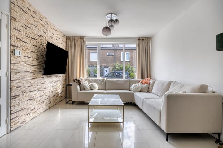 Foto 2 van Aert van Nesstraat 2