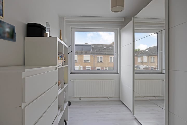 Foto 22 van Aert van Nesstraat 2