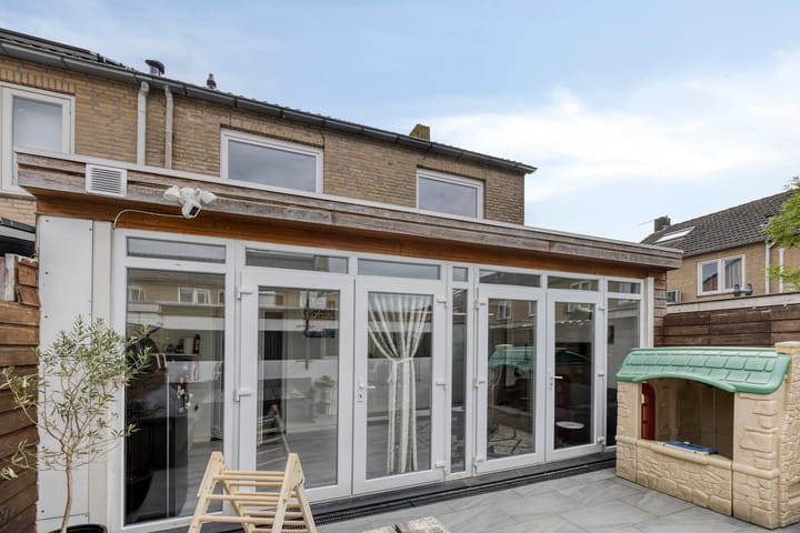 Foto 34 van Aert van Nesstraat 2