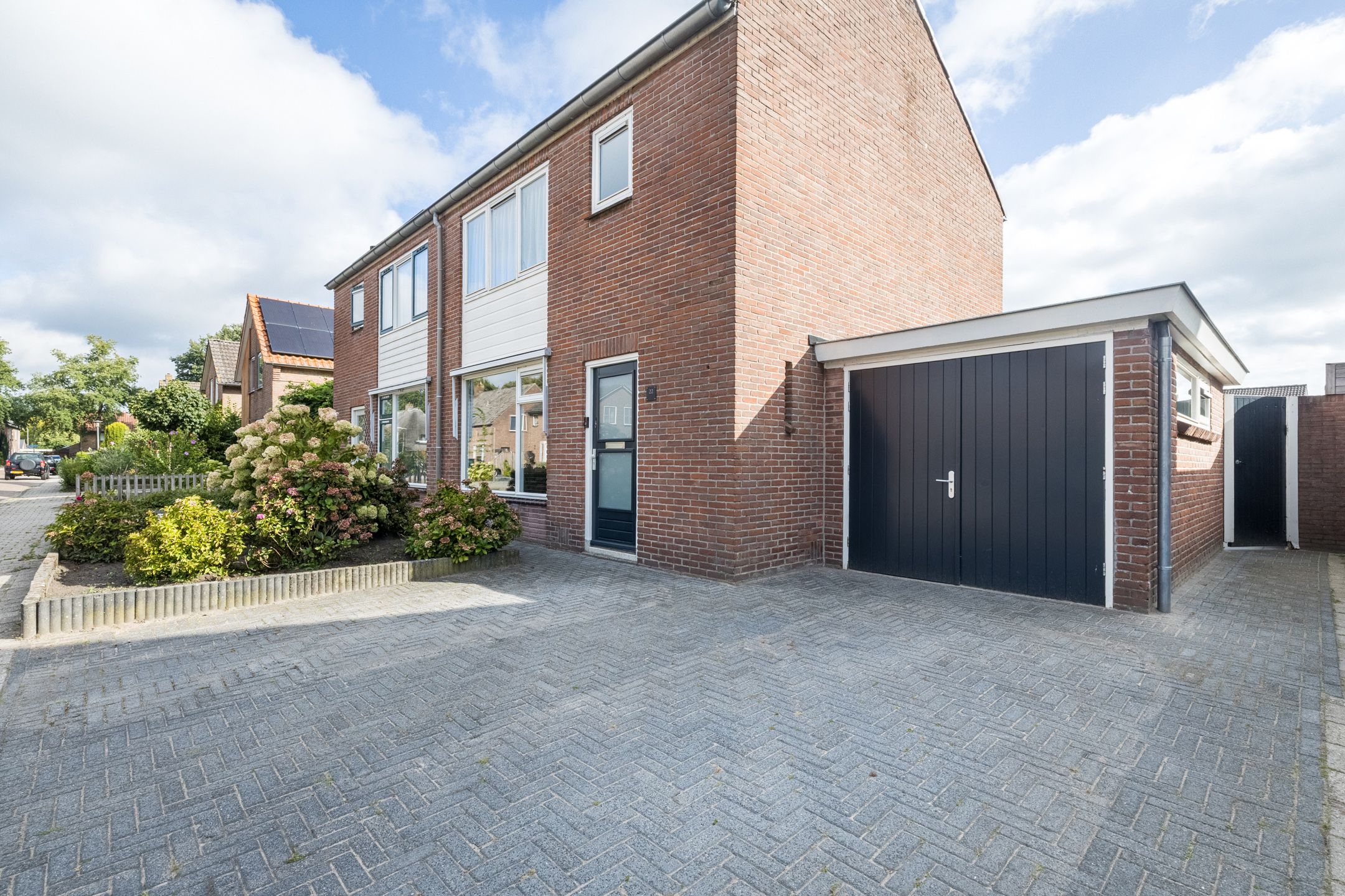 Foto 3 van Burg.Bosch Bruiststraat 22