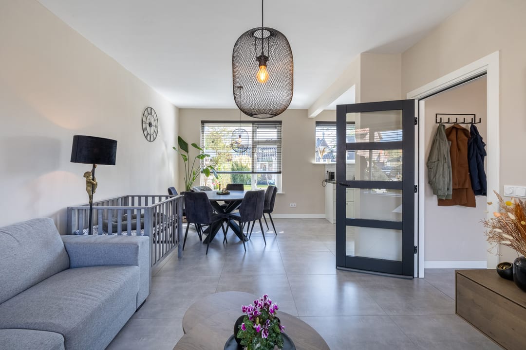 Foto 8 van Burg.Bosch Bruiststraat 22