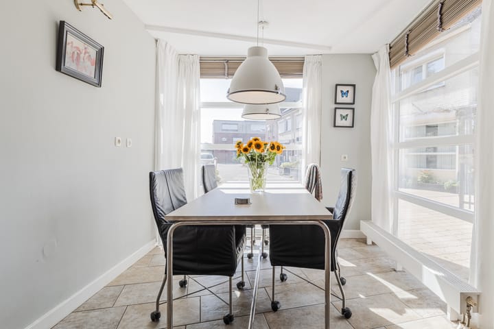 Foto 12 van Smaragd 13