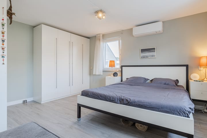 Foto 28 van Smaragd 13