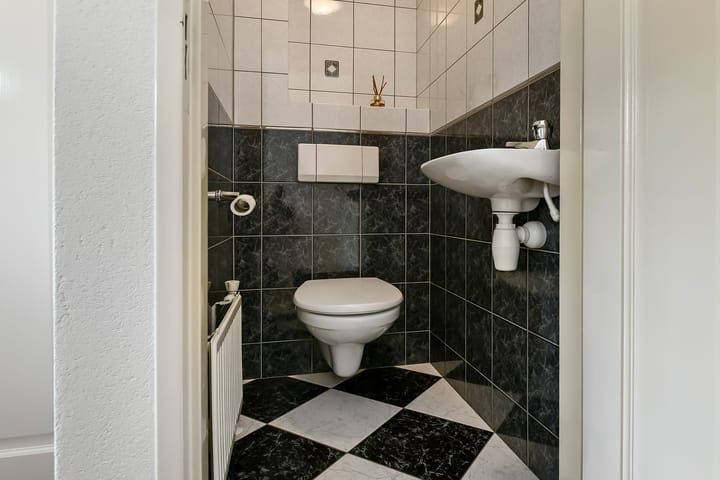 Foto 22 van Van der Duyn van Maasdamstraat 26