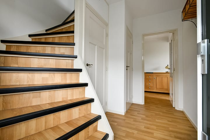 Foto 23 van Van der Duyn van Maasdamstraat 26