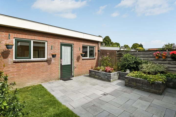 Foto 40 van Van der Duyn van Maasdamstraat 26