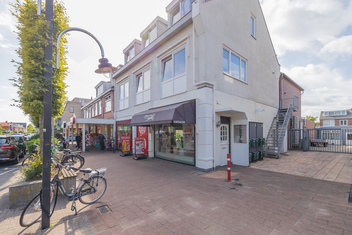 View photo 1 of Herenstraat 94