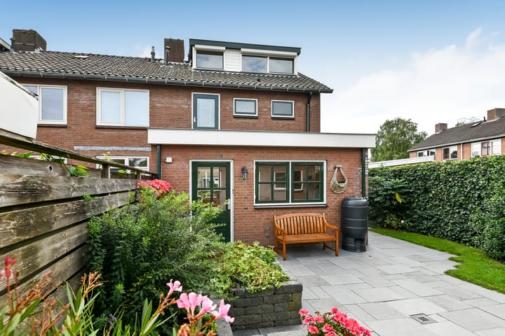 Foto 46 van Van der Duyn van Maasdamstraat 26