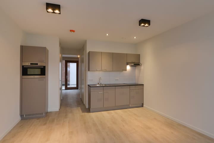 Photo 2 of Boompjes 8-A