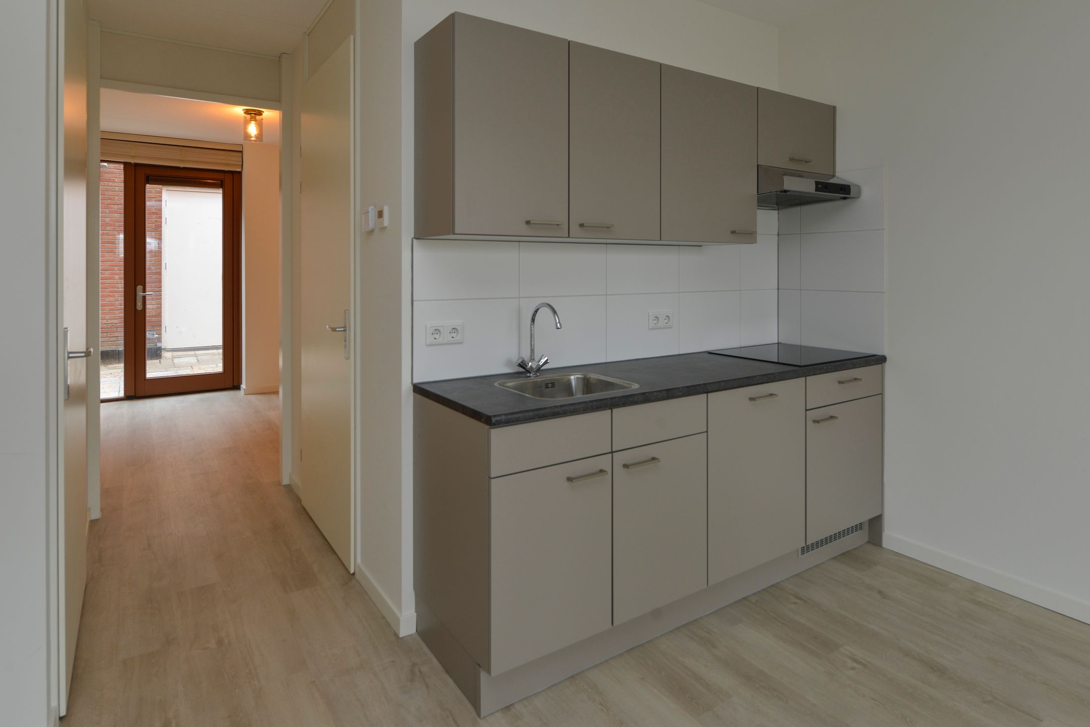 Photo 3 of Boompjes 8-A