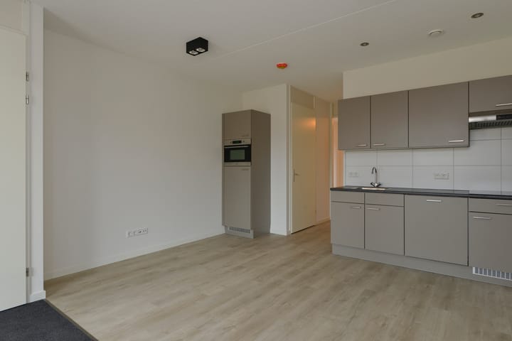 Photo 4 of Boompjes 8-A