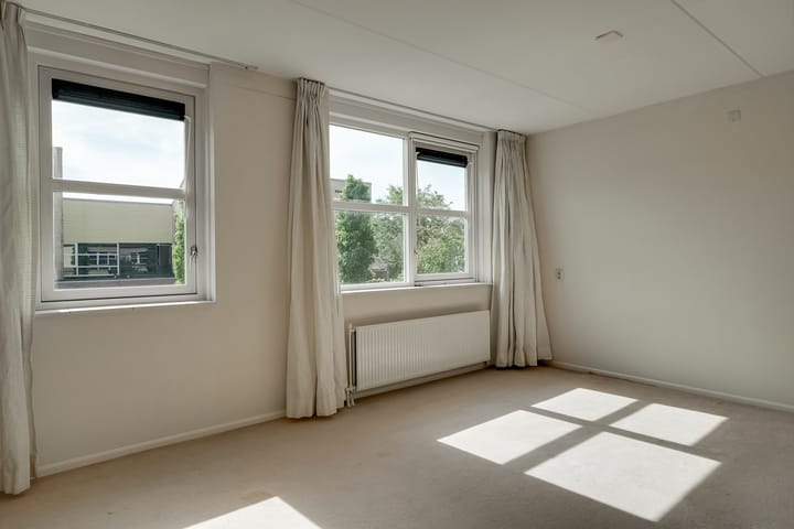 Foto 21 van Breitnerhof 91