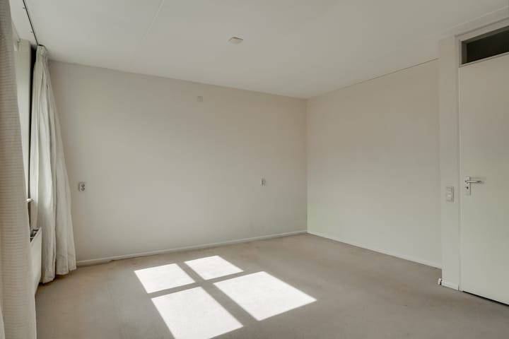 Foto 22 van Breitnerhof 91