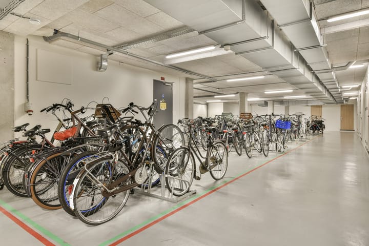 Foto 24 van Van Vollenhovenstraat 3-206