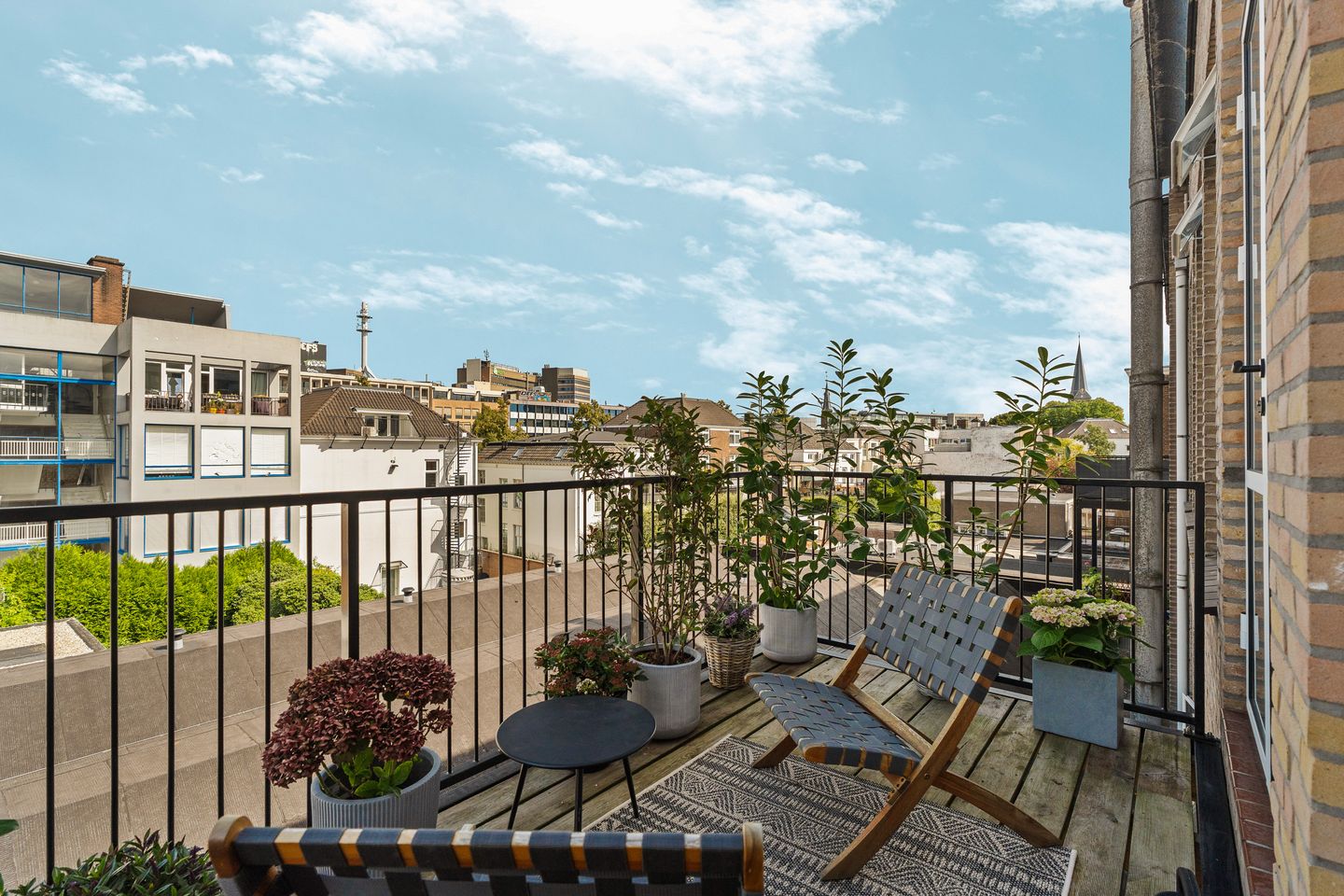 Foto 4 van Gele Rijders Plein 16-9