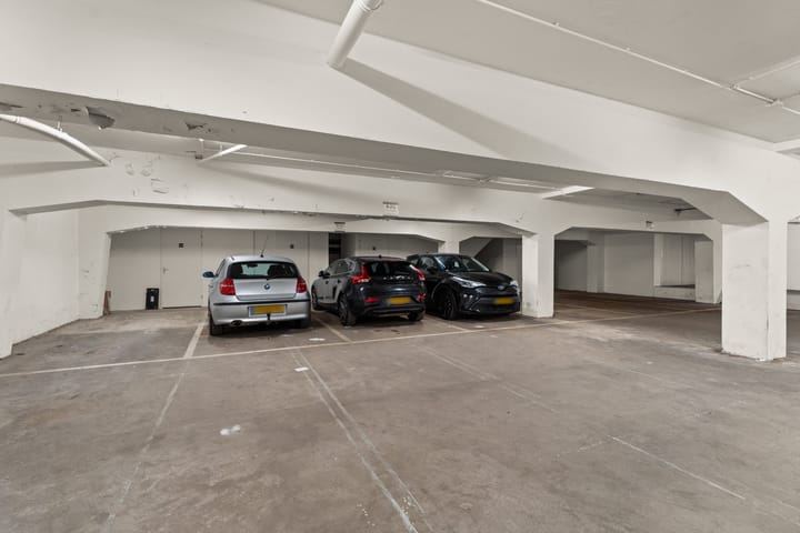 Photo 27 of Gele Rijders Plein 16-9