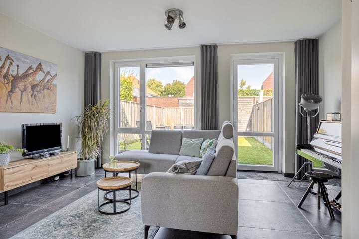 Photo 4 of Burgemeester Houbenplein 14