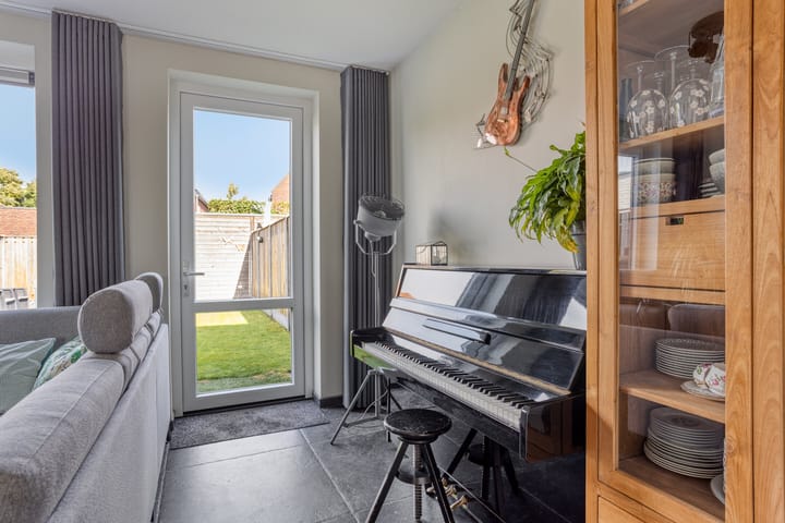 Photo 5 of Burgemeester Houbenplein 14