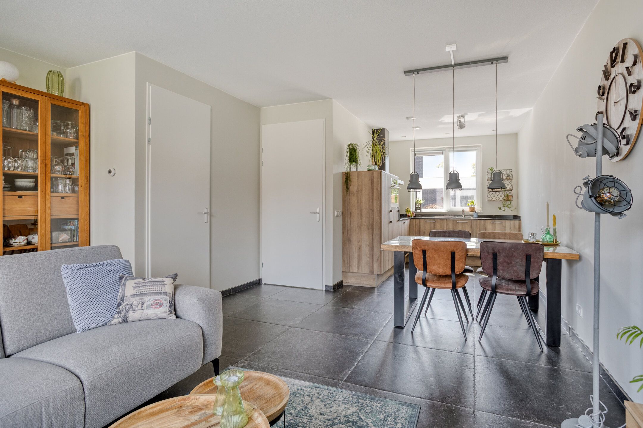 Photo 6 of Burgemeester Houbenplein 14