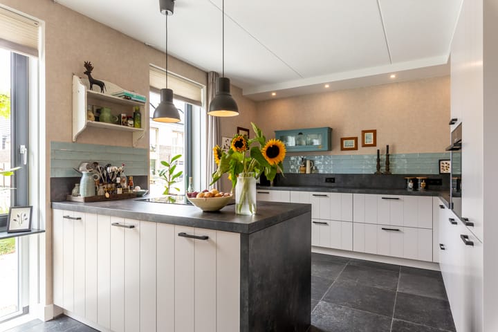 Foto 16 van Willem de Kooningstraat 10