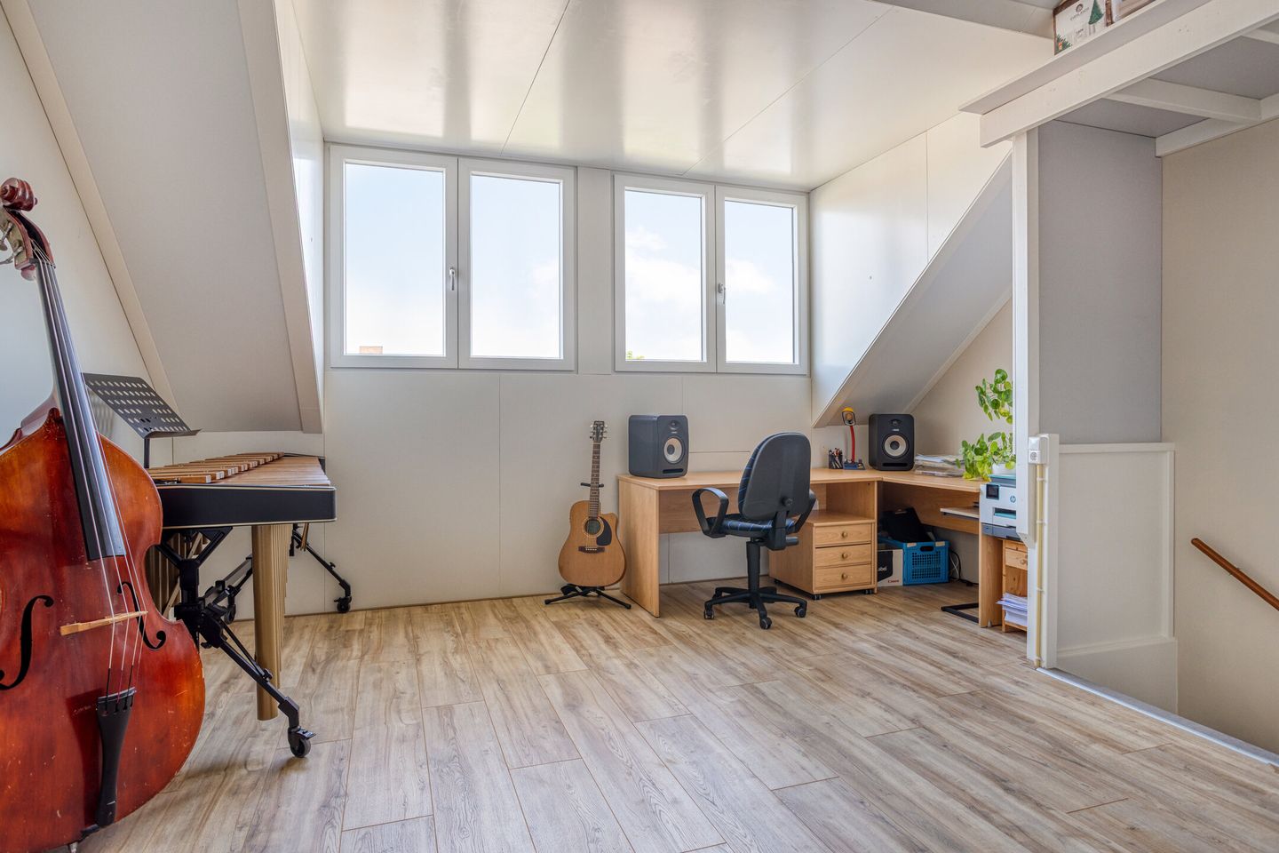 Photo 20 of Burgemeester Houbenplein 14