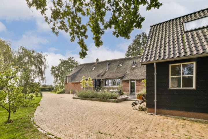 Foto 7 van Oukoop 44