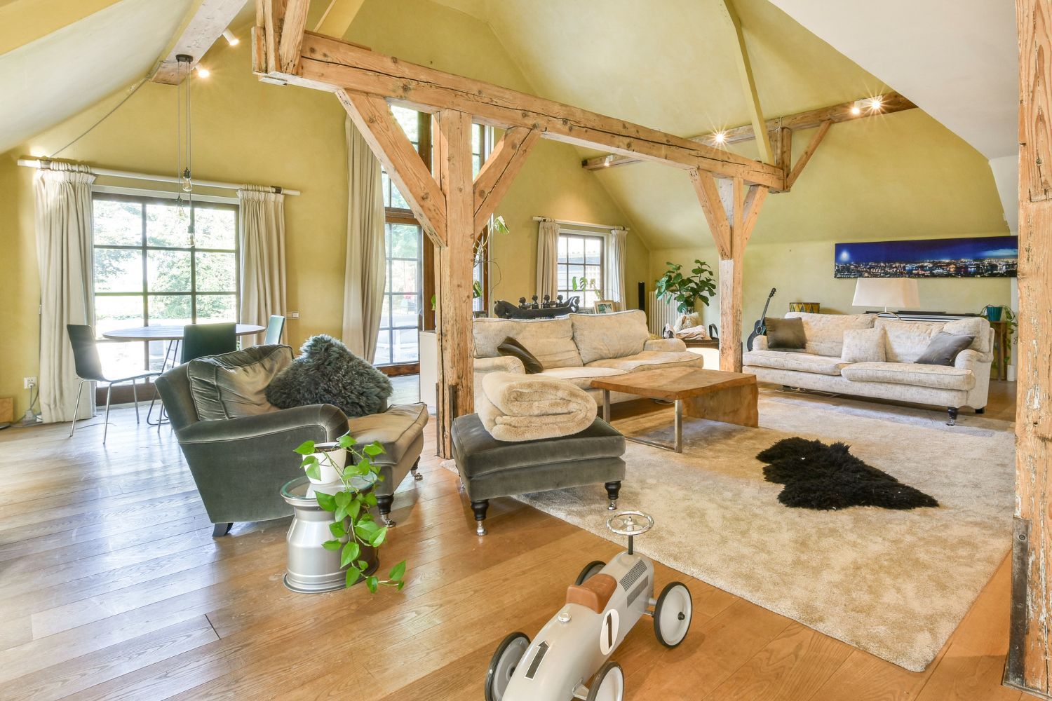 Foto 12 van Oukoop 44