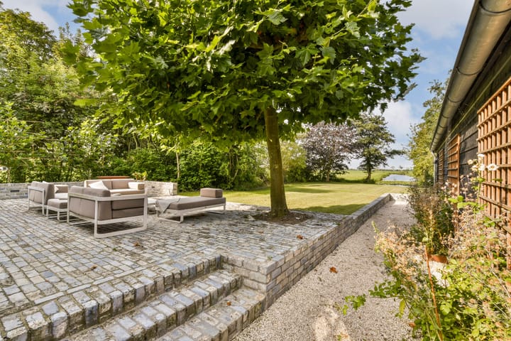 Foto 18 van Oukoop 44