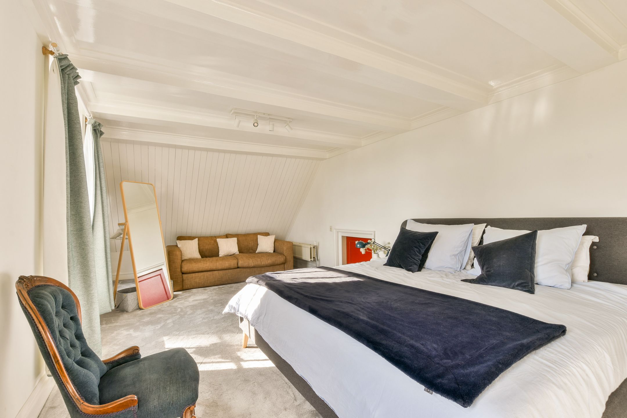 Foto 21 van Oukoop 44