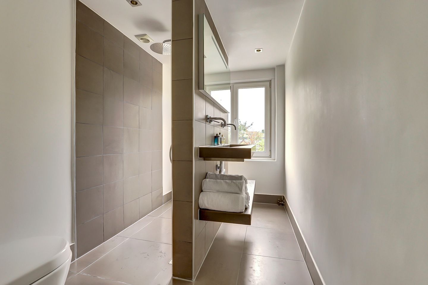 Foto 4 van Van Bemmelstraat 89
