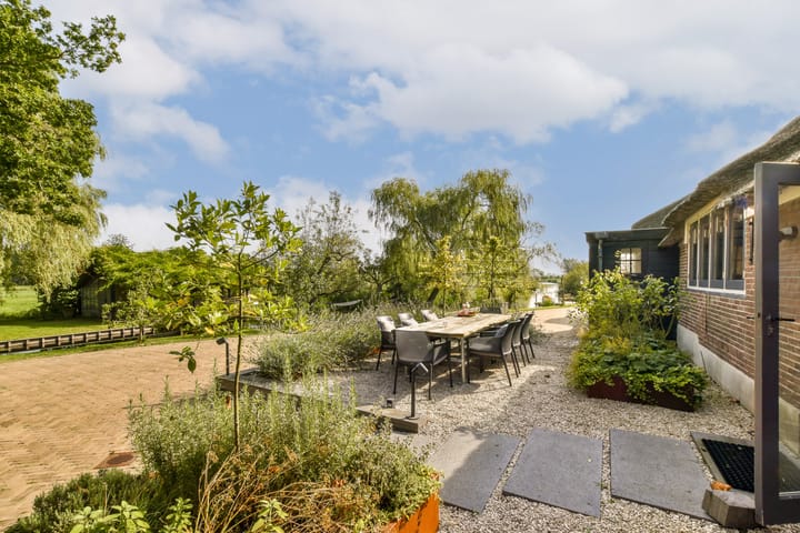 Foto 31 van Oukoop 44