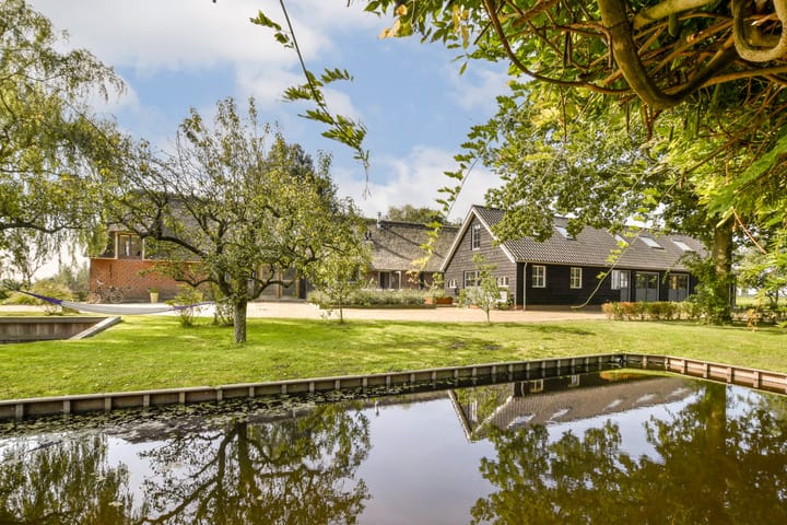 Foto 40 van Oukoop 44