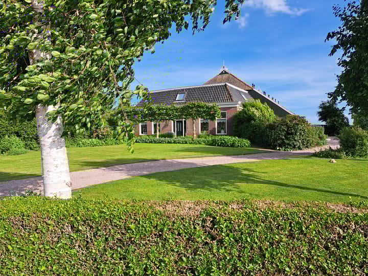 Hoitebuorren 12, Nijemirdum