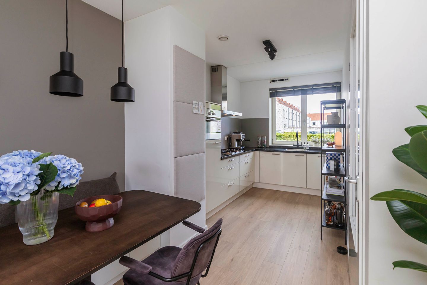 Foto 10 van Van Cralingenstraat 9