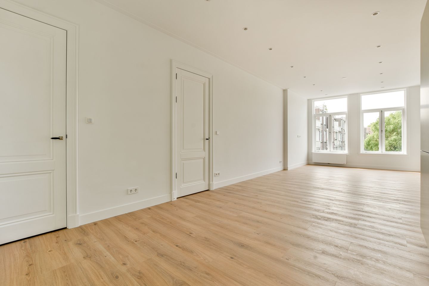 Foto 4 van Linnaeusparkweg 142-2