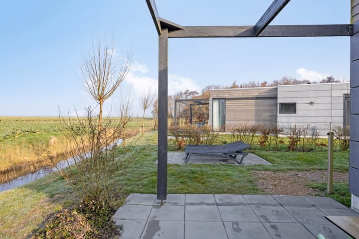 Foto 22 van Zuideruitweg 68-43