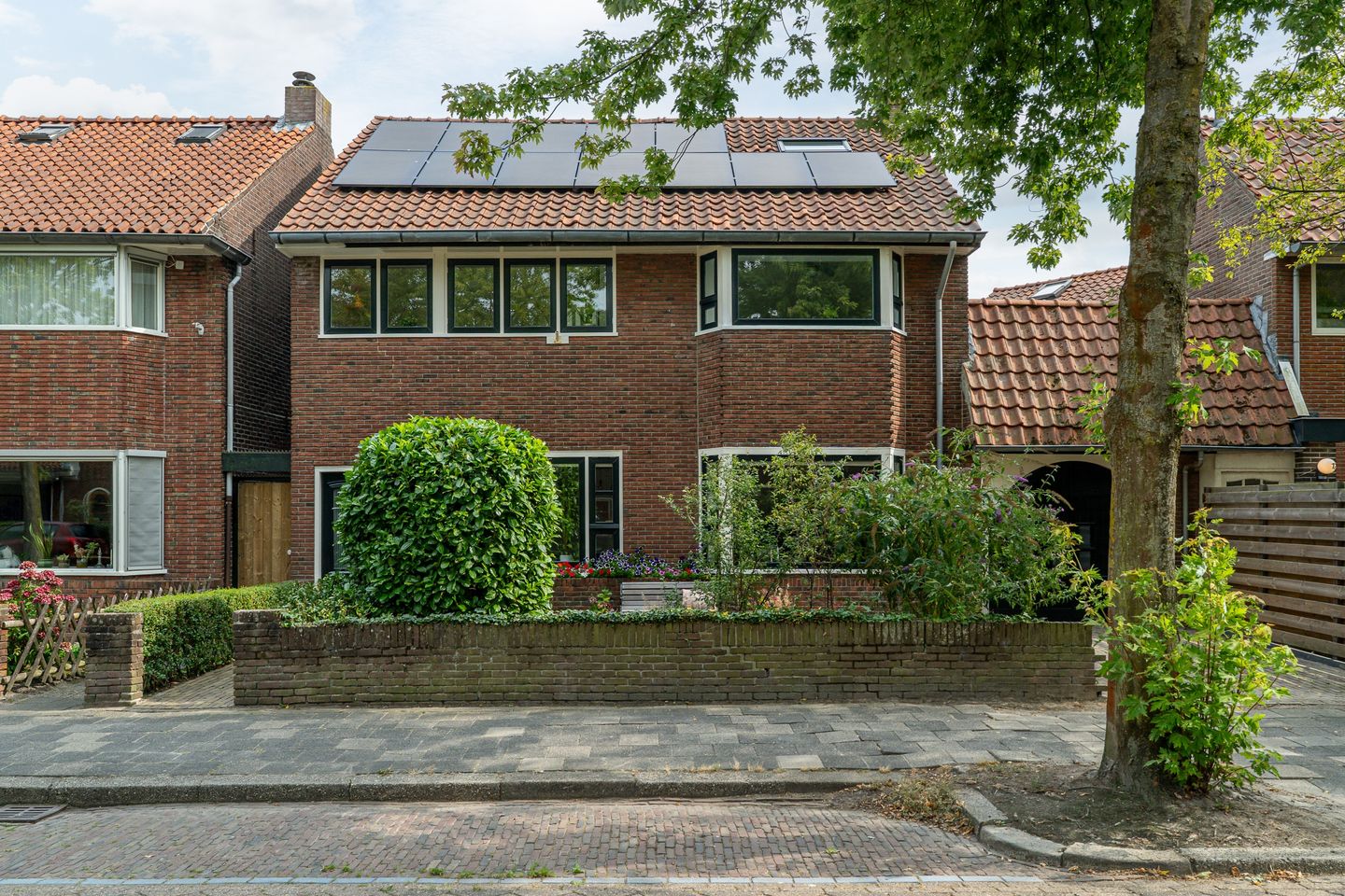 Foto 1 van Hobbemastraat 17