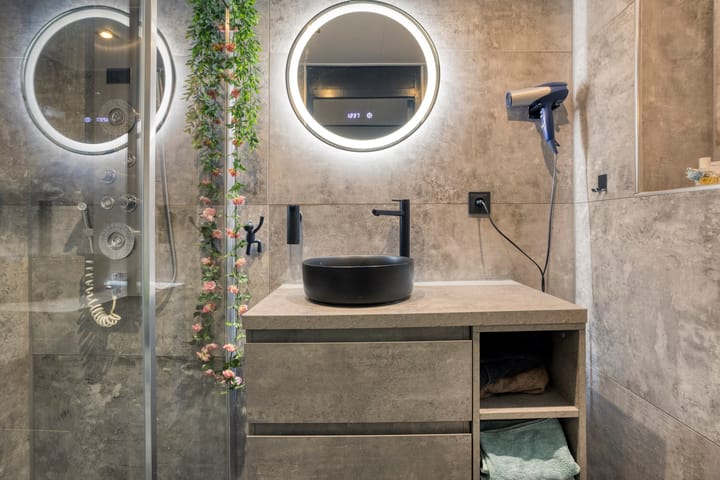 Foto 28 van Schepen Hillenstraat 6