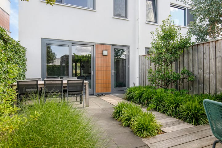 Foto 33 van Oeverzwaluw 14