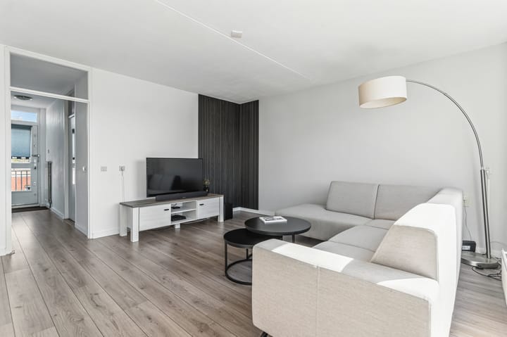 Foto 10 van Ambachtsplein 77