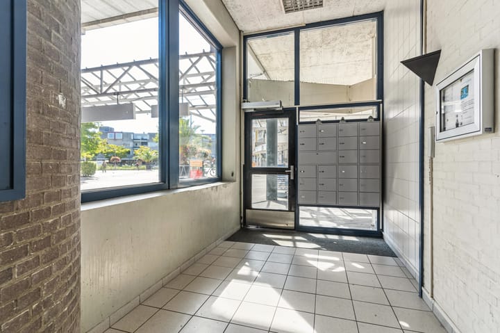 Foto 26 van Ambachtsplein 77