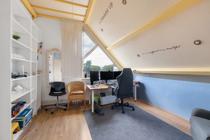 Foto 15 van Madeliefveld 12