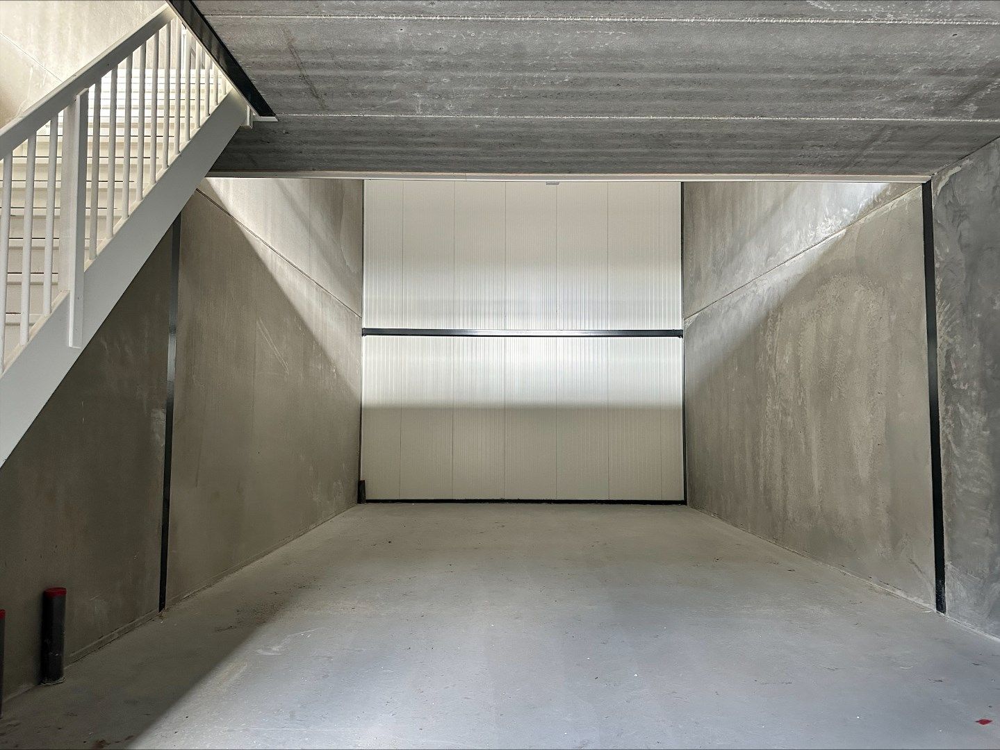 View photo 3 of L.J. Costerstraat 11-V