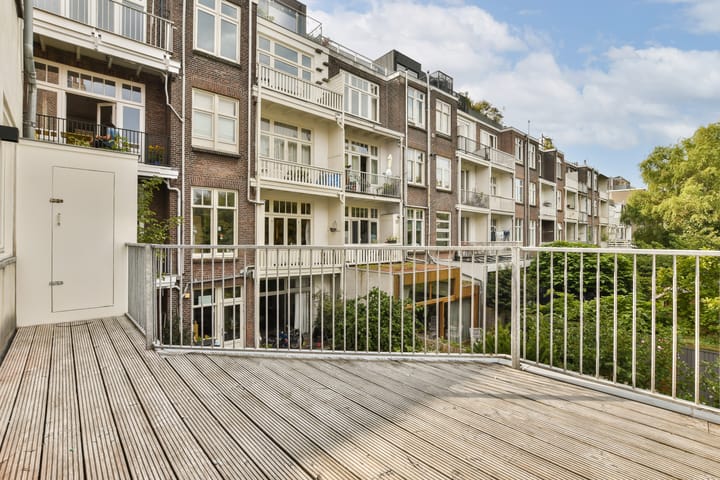 Photo 8 of Linnaeusparkweg 142-1