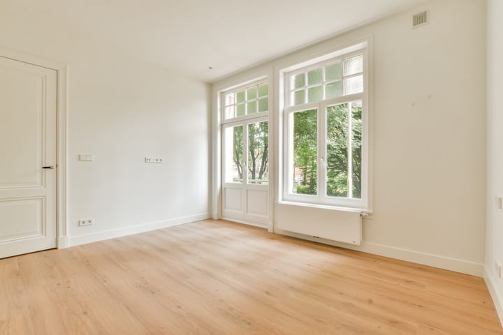 Photo 16 of Linnaeusparkweg 142-1