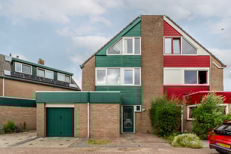 undefined main image