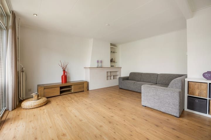 Photo 4 of Van Linschotenlaan 12