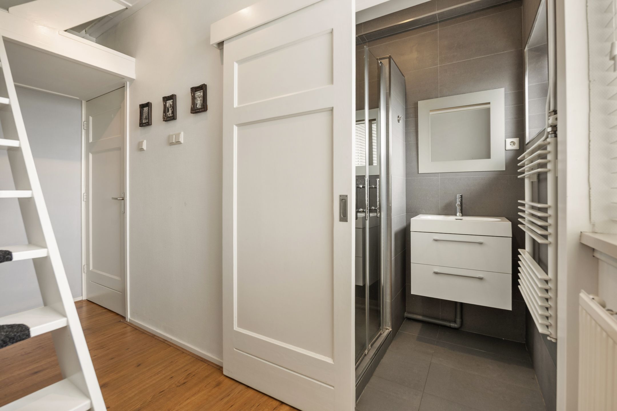 Foto 15 van Van Linschotenlaan 12